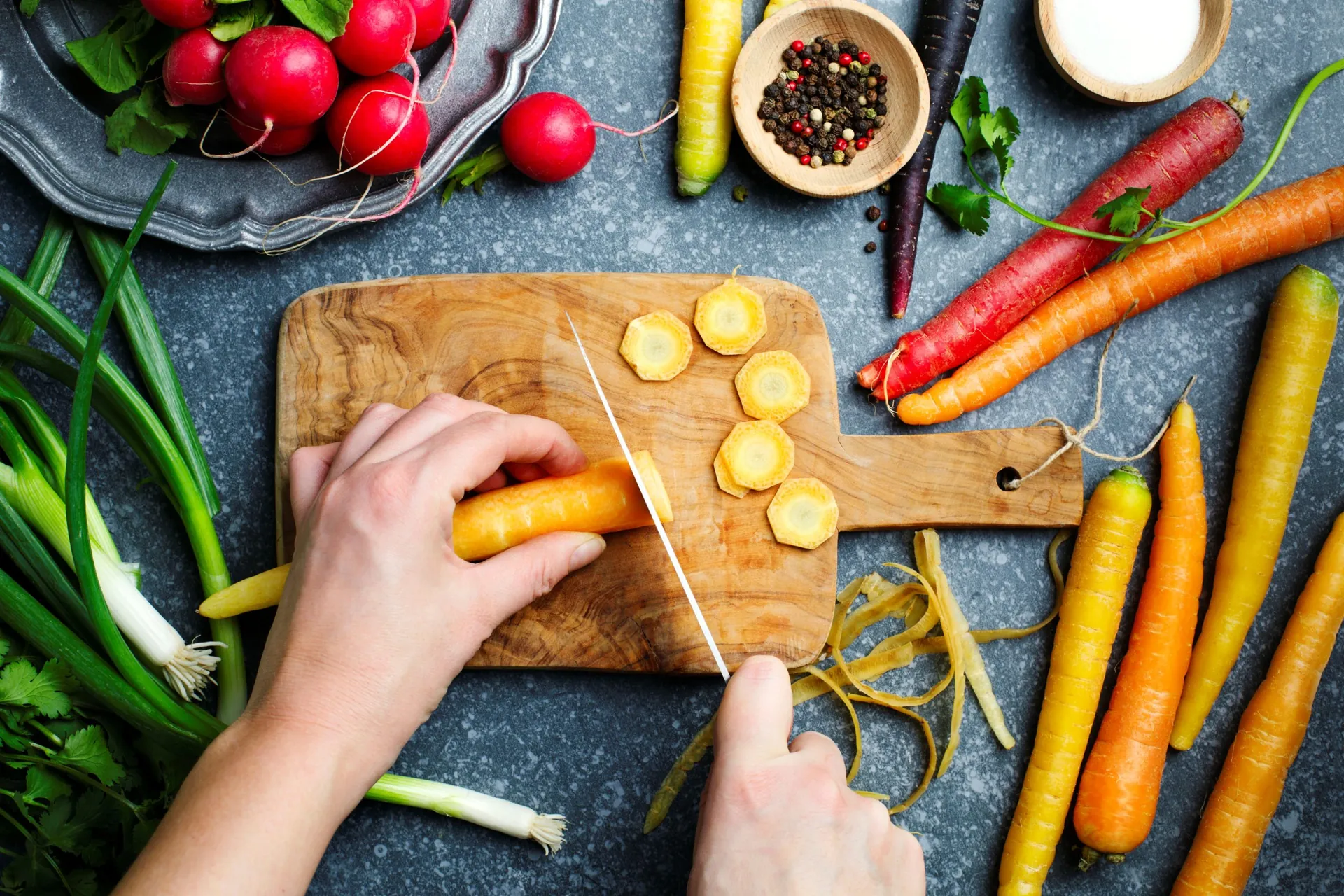 Chopping fresh vegetables for a healthy diet